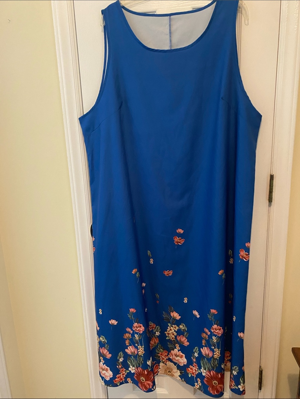 SHEIN Royal Blue Sleeveless Floral Hem Shift Dress